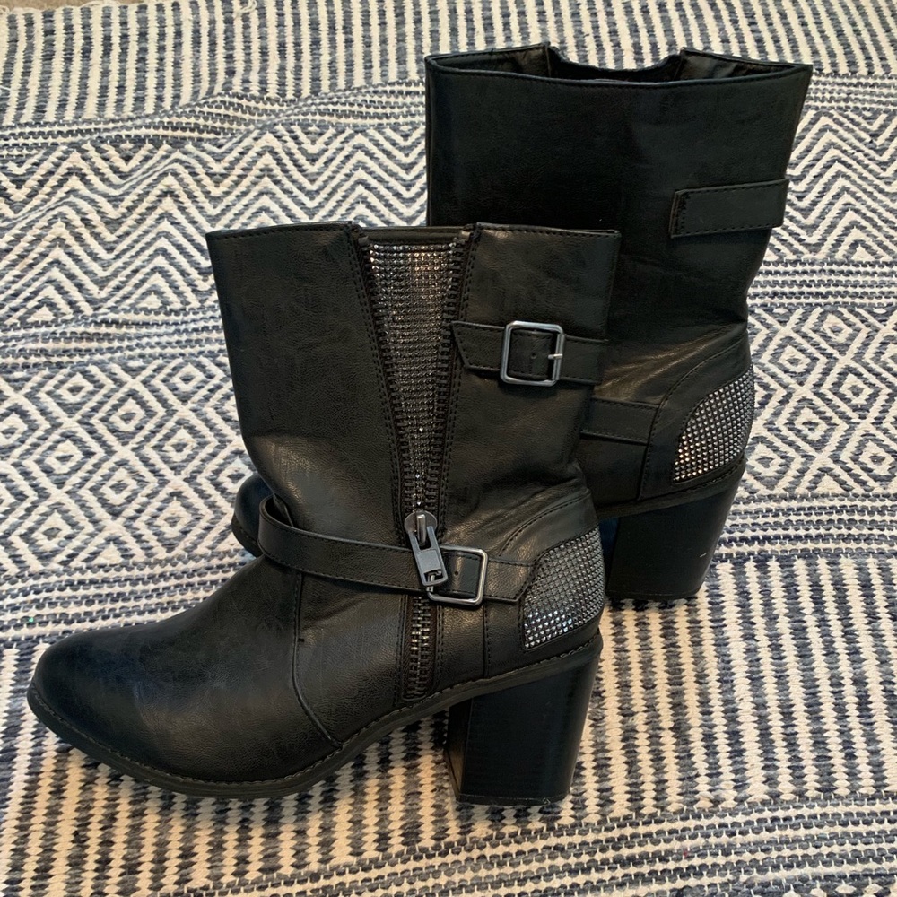 Womens size 12 boots